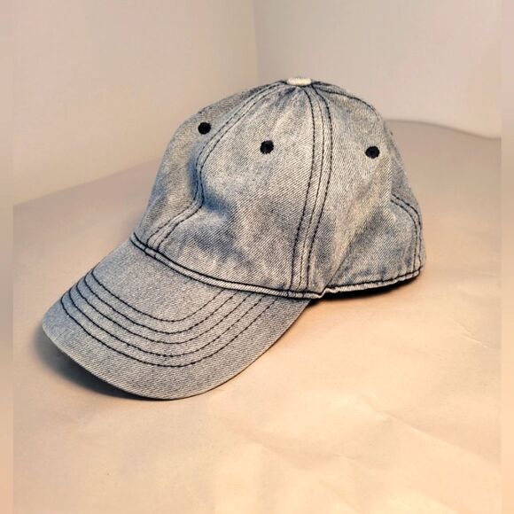 🆕 NWT Blue Denim Baseball Cap Hat Distressed Chambray - Picture 1 of 7